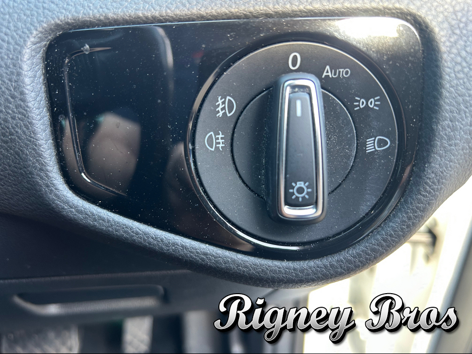 2018 Volkswagen Golf 2L Diesel For Sale Images