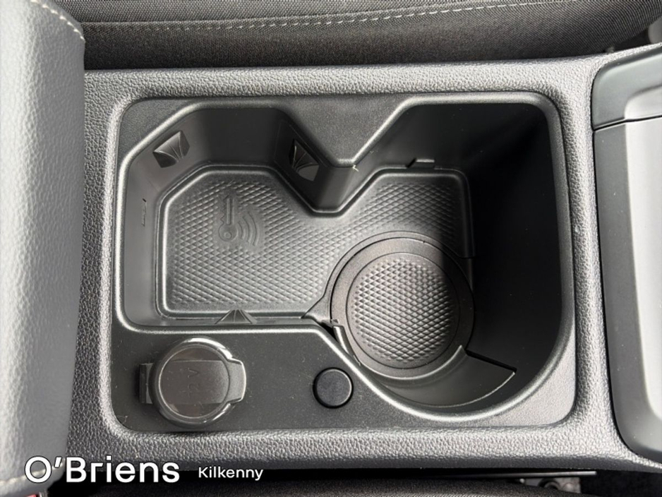 Volkswagen Golf LIFE 1.0 TSI 110 BHP 5DR *1 OWNER - PRISTINE CAR & READY FOR COLLECTION* — thumbnail 18