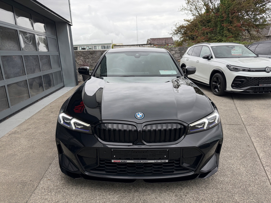 BMW 3 Series 330E M SPORT PRO — thumbnail 6