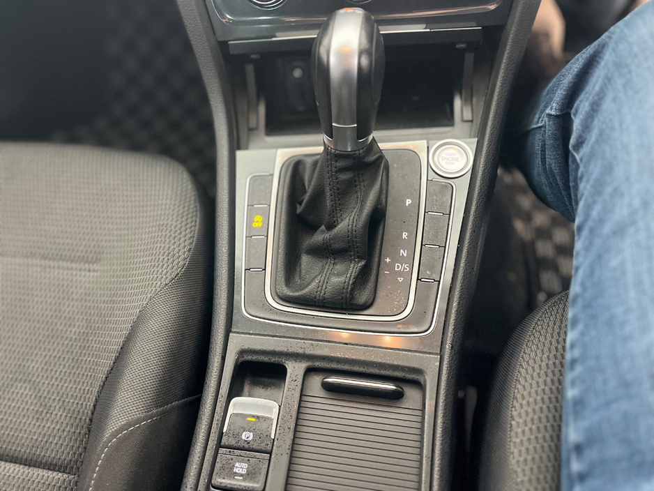 2018 Volkswagen Golf 1.2L Petrol For Sale Images