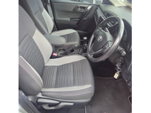 2016 Toyota Auris 1.2L Petrol For Sale Images