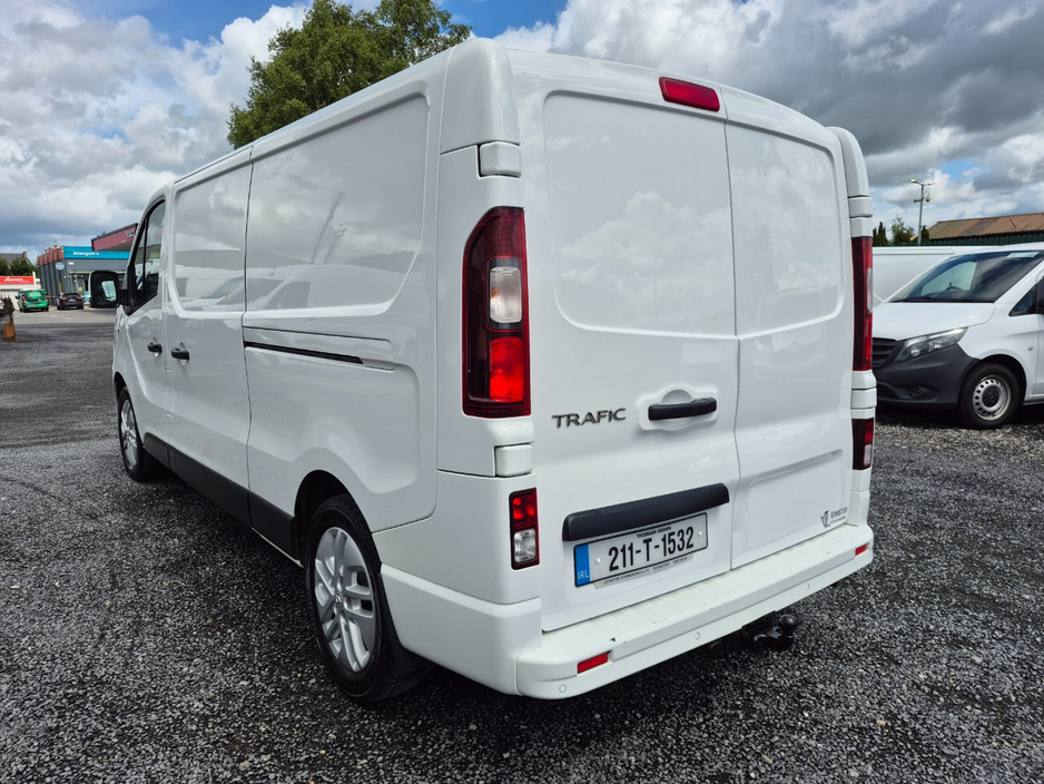2021 Renault Trafic 2L Diesel For Sale Images