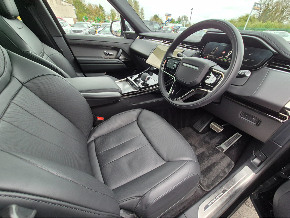 2025 Land Rover Range Rover Sport 3L Hybrid For Sale Images