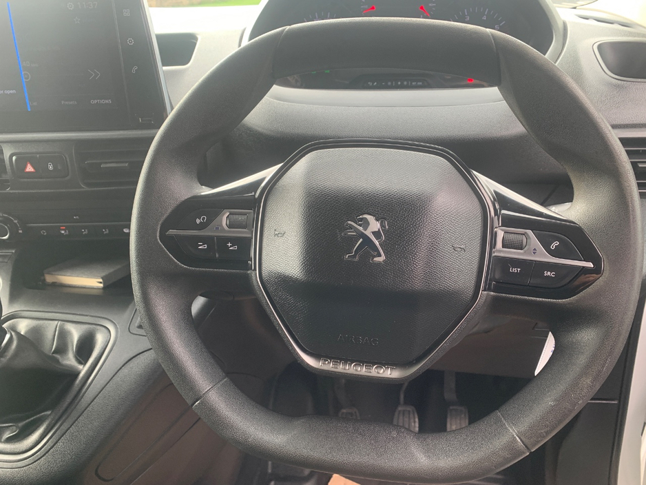 2020 Peugeot Partner 1.6L Diesel For Sale Images