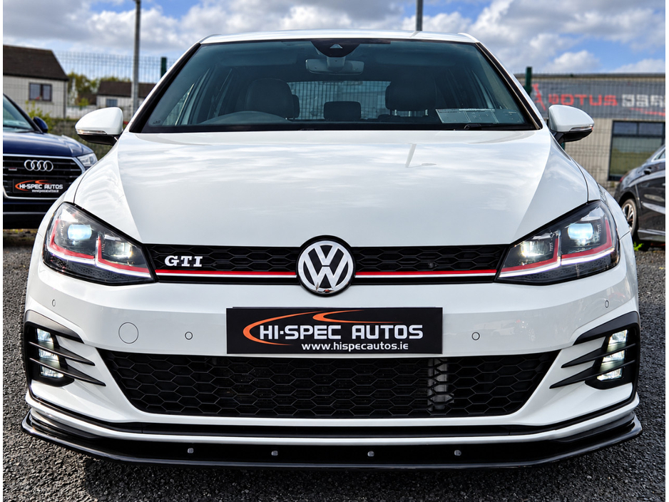 2018 Volkswagen Golf 2L Petrol For Sale Images