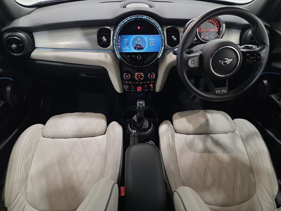 2021 MINI Hatch 1.5L Petrol For Sale Images