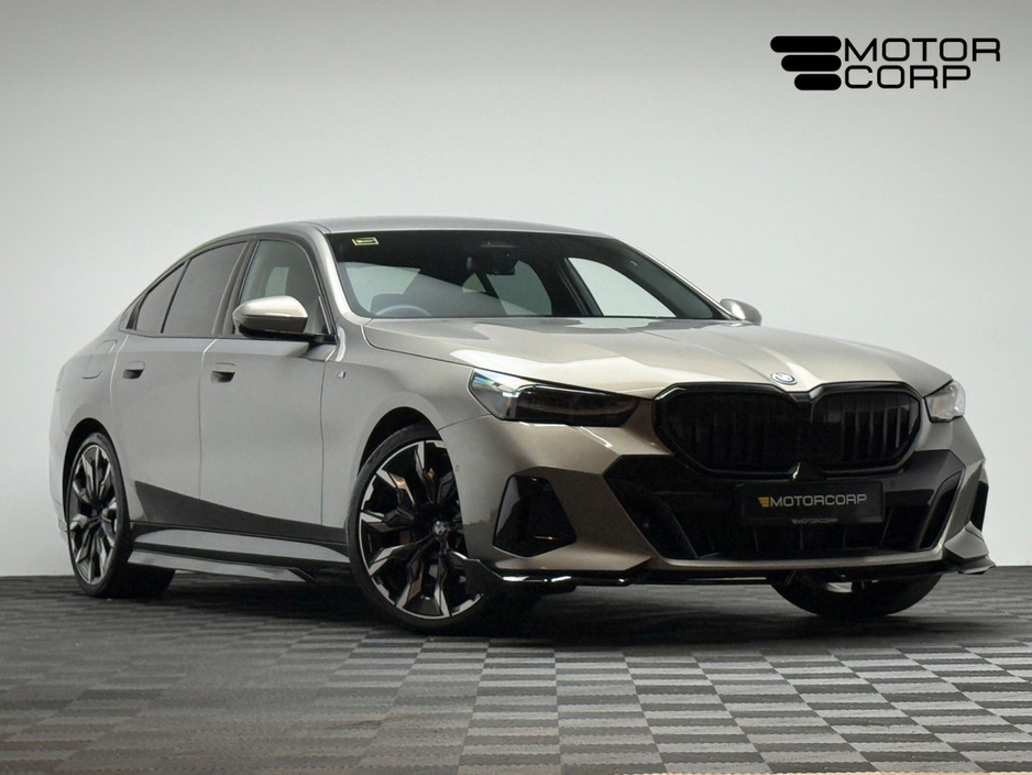 BMW 5 Series 530E M SPORT PRO