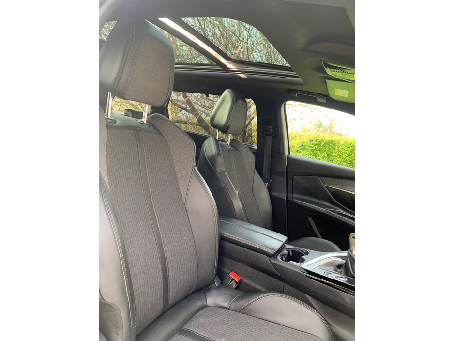 2020 Peugeot 5008 1.5L Diesel For Sale Images