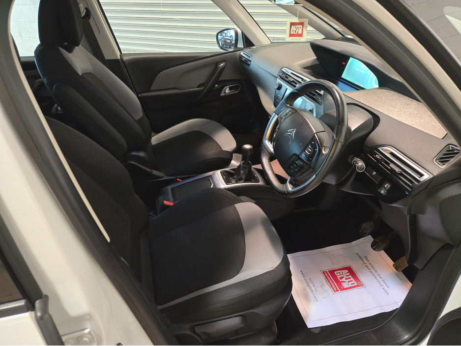 2014 Citroen Grand C4 Picasso 1.6L Diesel For Sale Images