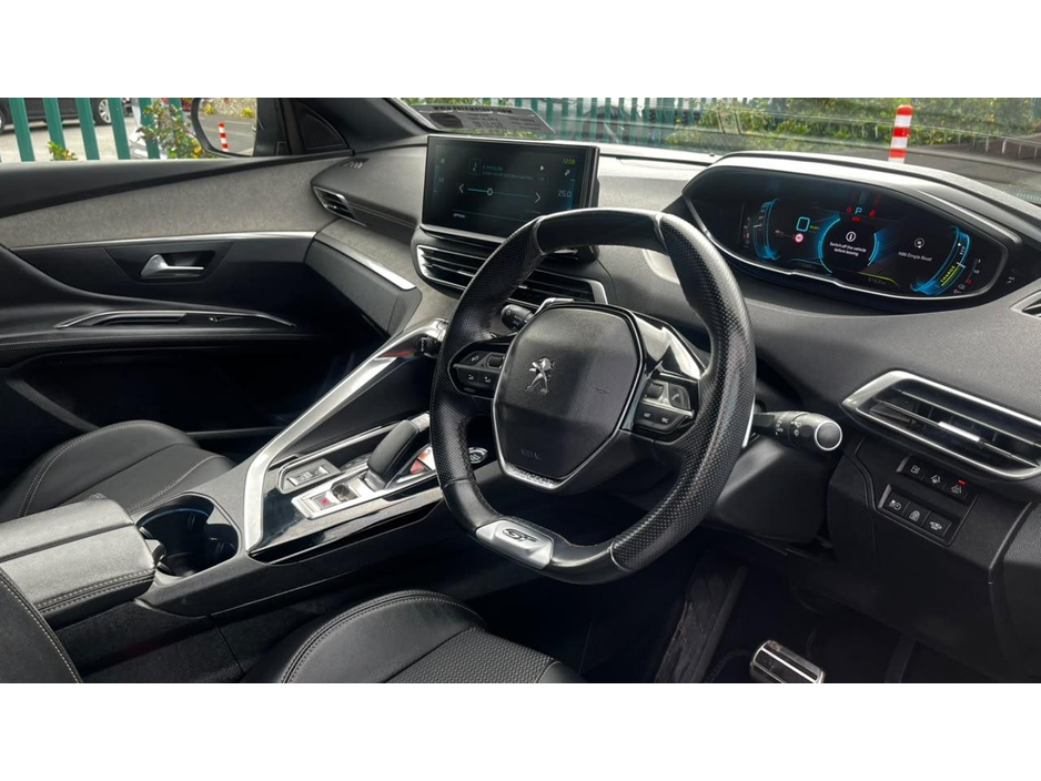 2022 Peugeot 3008 1.6L Petrol Plug-in Hybrid For Sale Images