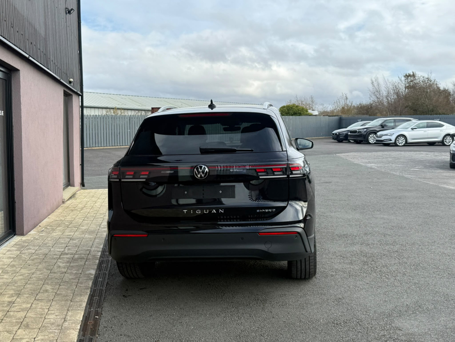 2024 Volkswagen Tiguan 1.5L Petrol Plug-in Hybrid For Sale Images