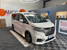 Honda Stepwagon 2019 HONDA STEPWAGON G HYBRID SENSING 2.0 AUTOMATIC / CRUISE CONTROL / REVERSE CAMERA / HEATED SEATS / AUTOMATIC DOORS / 7 SEATS AND MORE