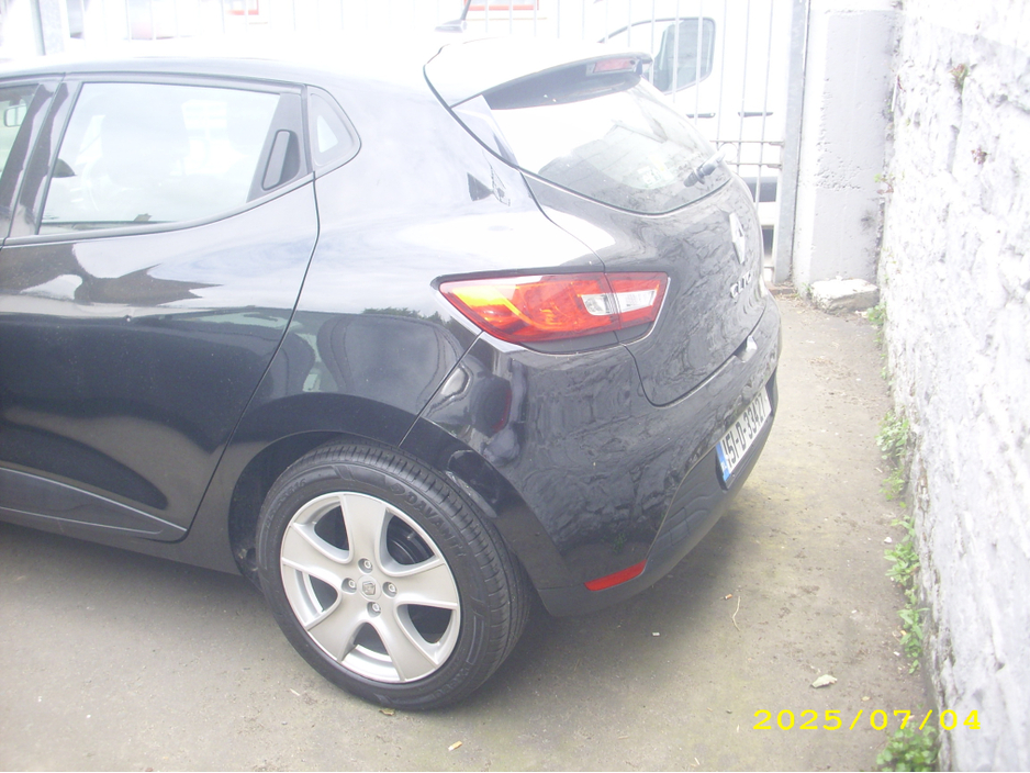 2015 Renault Clio 1.1L Petrol For Sale Images