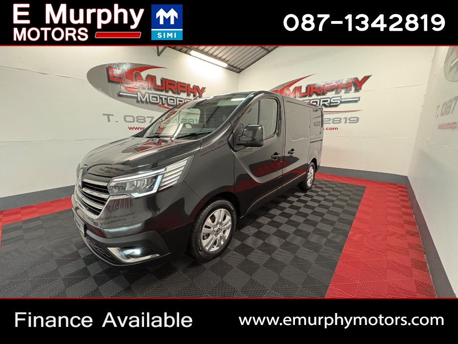 2023 Renault Trafic 2L Diesel For Sale Images