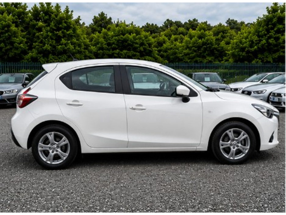 Mazda Demio 1.3L Petrol Automatic (6194) — thumbnail 3