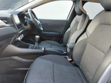 2023 Renault Captur 1L Petrol For Sale Images