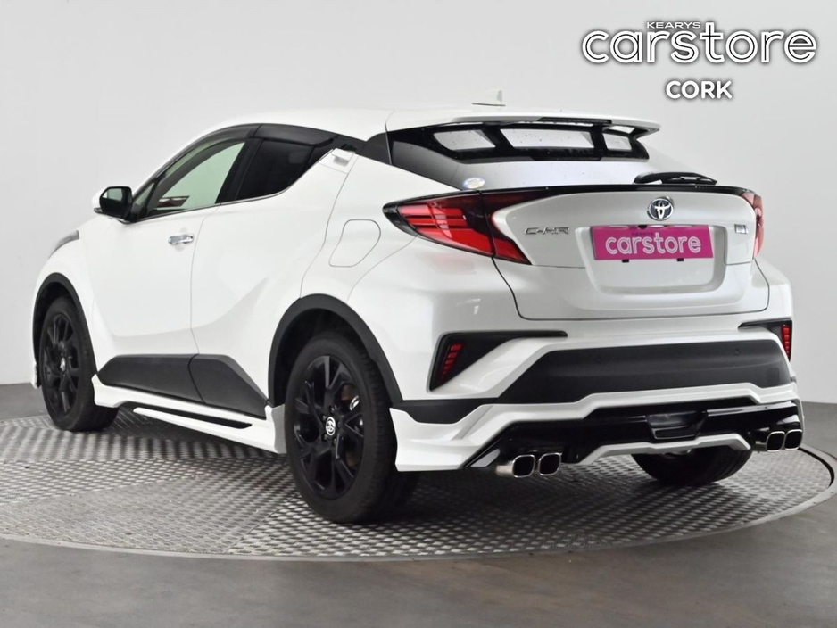 Toyota C-HR 1.8 HYBRID Auto (Full body kit) — thumbnail 3