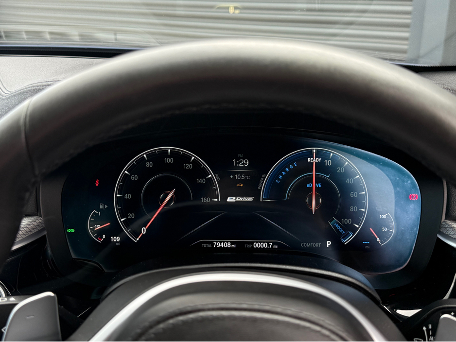 2019 BMW 5 Series 2L Petrol Plug-in Hybrid For Sale Images
