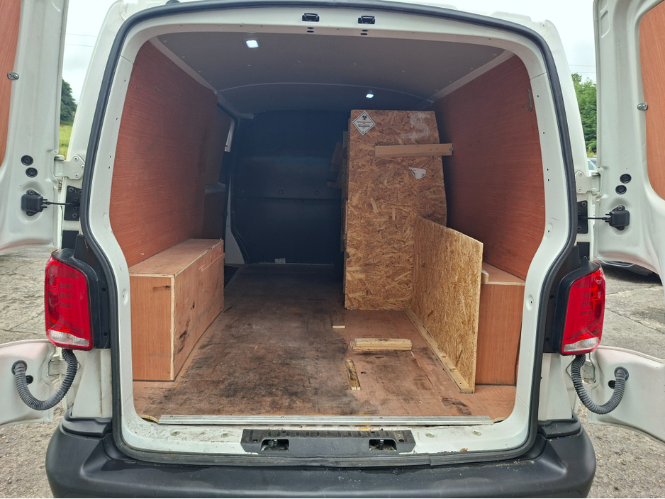 2022 Volkswagen Transporter 2L Diesel For Sale Images