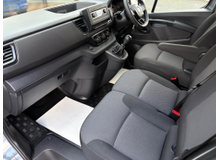 2022 Renault Trafic 2L Diesel For Sale Images