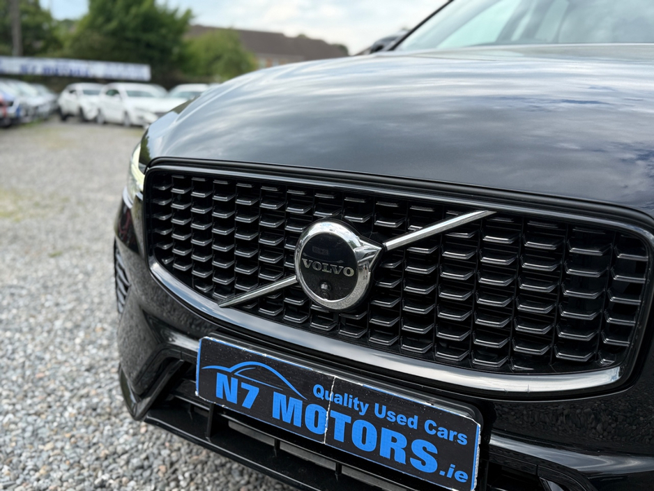 2023 Volvo XC60 2L Petrol Plug-in Hybrid For Sale Images