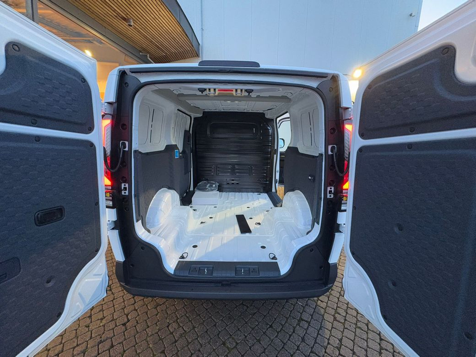 Kia PV5 K2 Cargo — thumbnail 28