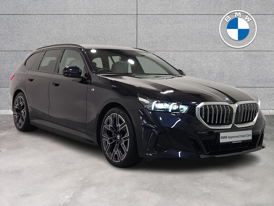 2025 BMW 5 Series 2L Petrol Plug-in Hybrid For Sale Images