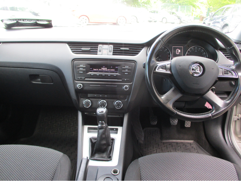 2014 Skoda Octavia 1.6L Diesel For Sale Images