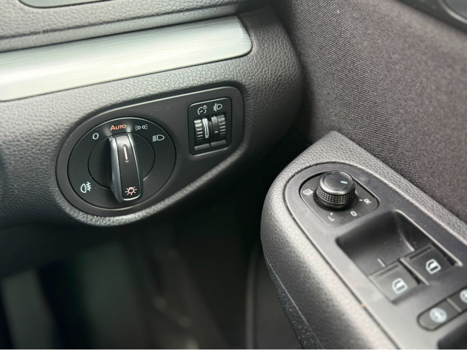 2017 Volkswagen Sharan 2L Diesel For Sale Images