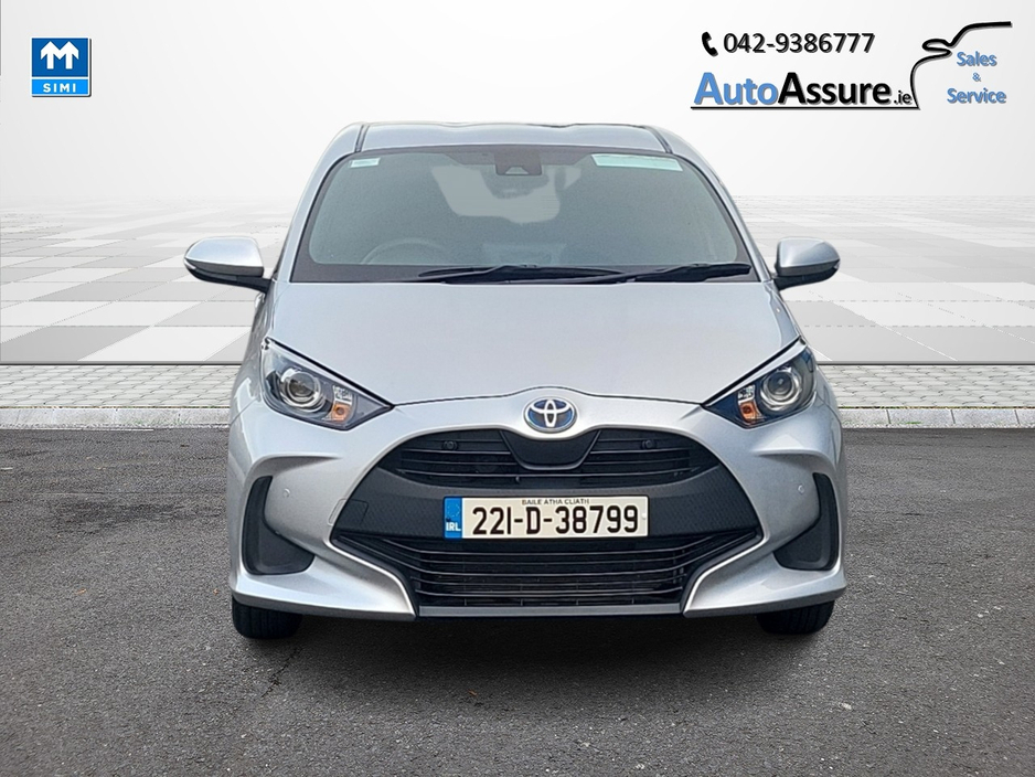 2022 Toyota Yaris 1.5L Hybrid For Sale Images