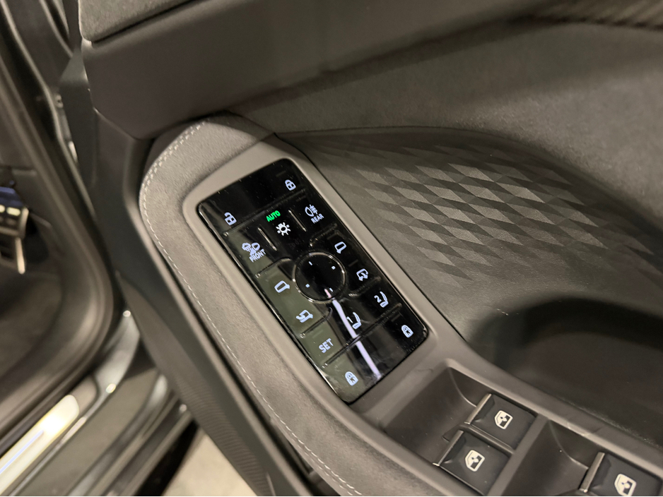 2026 Audi A6 2L Petrol Plug-in Hybrid For Sale Images