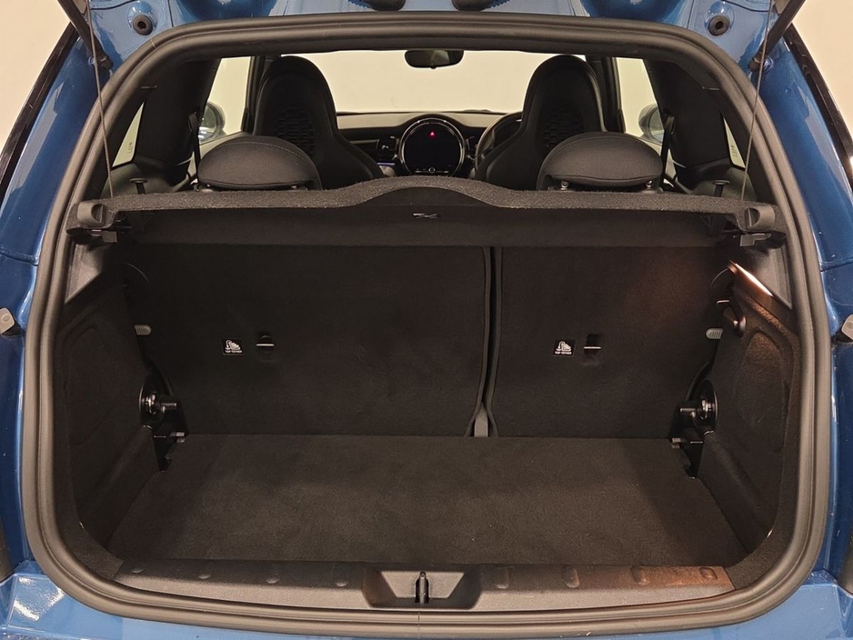 2021 MINI Hatch 1.5L Petrol For Sale Images