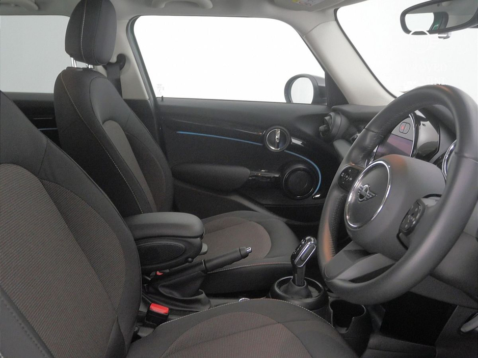 2023 MINI Hatch 1.5L Petrol For Sale Images