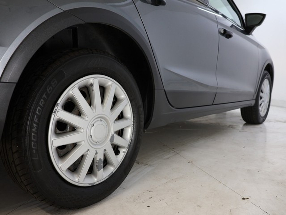 SEAT Arona 1.0 TSI 95BHP SE Manual — thumbnail 11