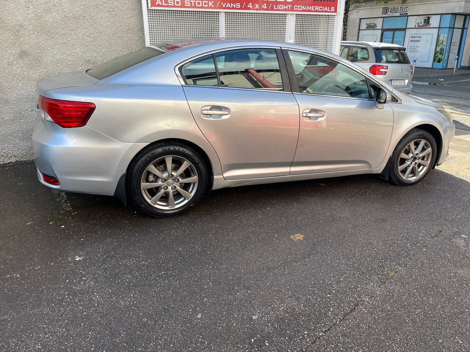 2013 Toyota Avensis 2L Diesel For Sale Images