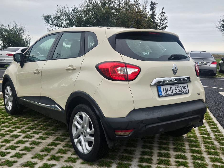 Renault Captur — thumbnail 16