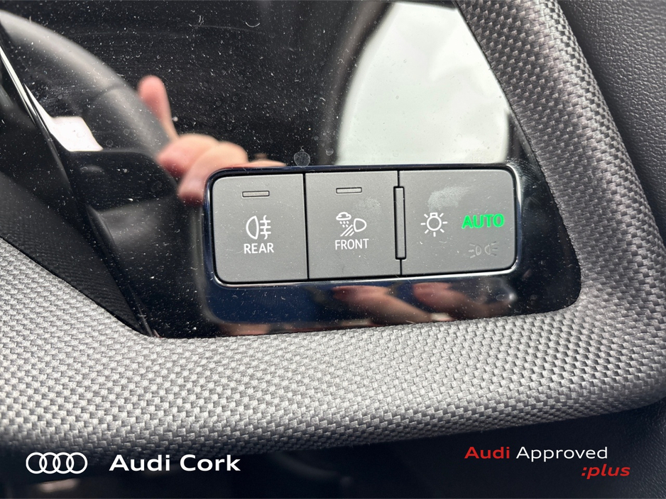 Audi A3 SALOON 2.0 30TDI 115BHP S-LINE WITH BLACK STYLING, COMFORT PACK, PANORAMIC SUNROOF & COMFORT KEY — thumbnail 22