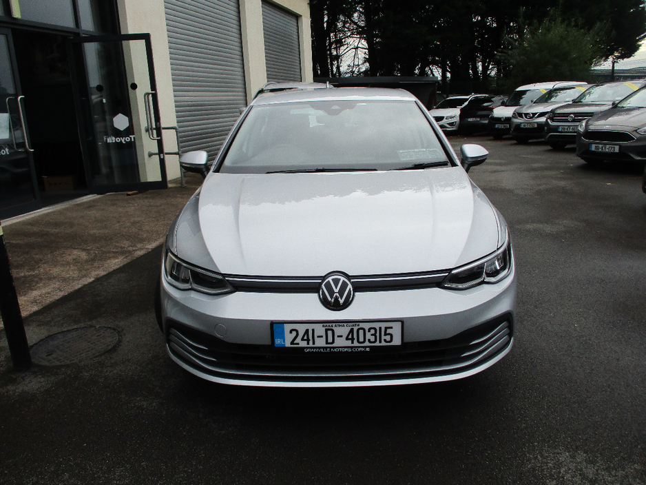 2024 Volkswagen Golf 1L Petrol For Sale Images