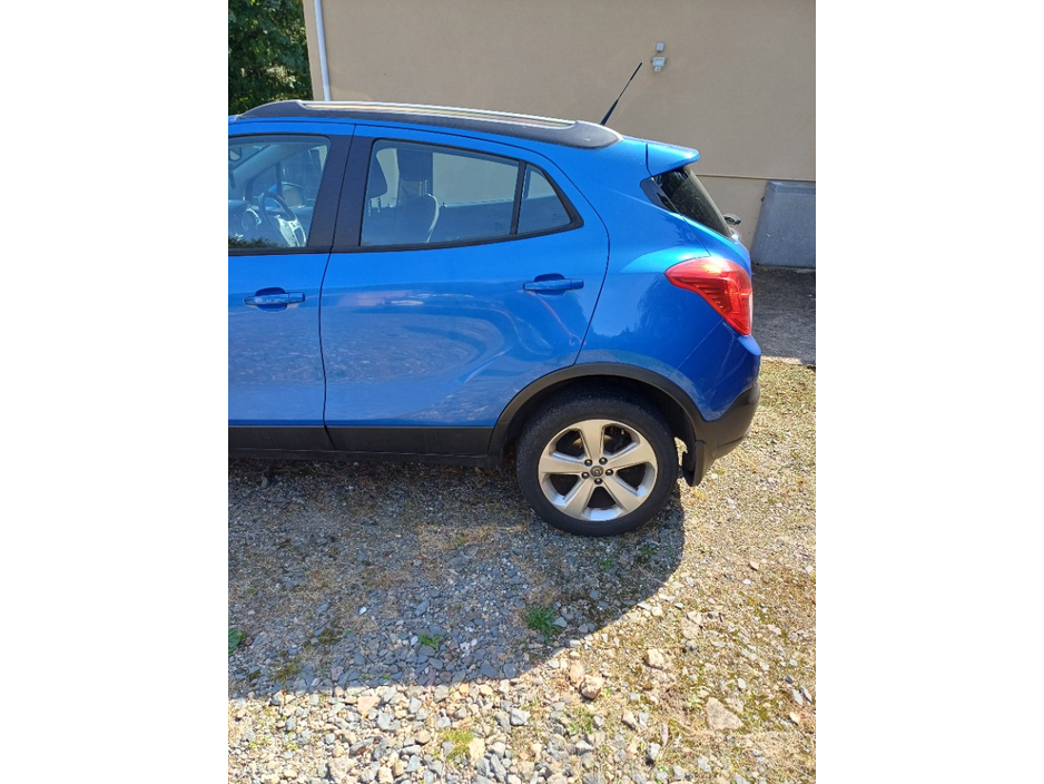 Opel Mokka SC 1.7 CDTI 4DR — thumbnail 3