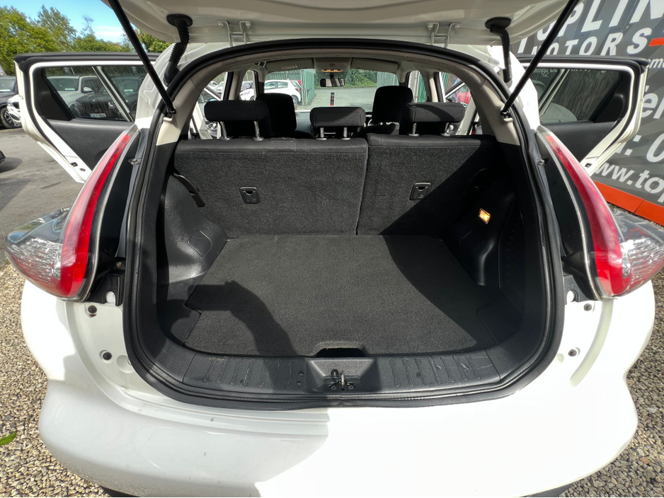 Nissan Juke ==STUNNING JEEP//NEW NCT//SERVICED== — thumbnail 9