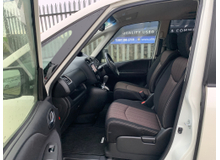 2015 Nissan Serena 2L Petrol For Sale Images