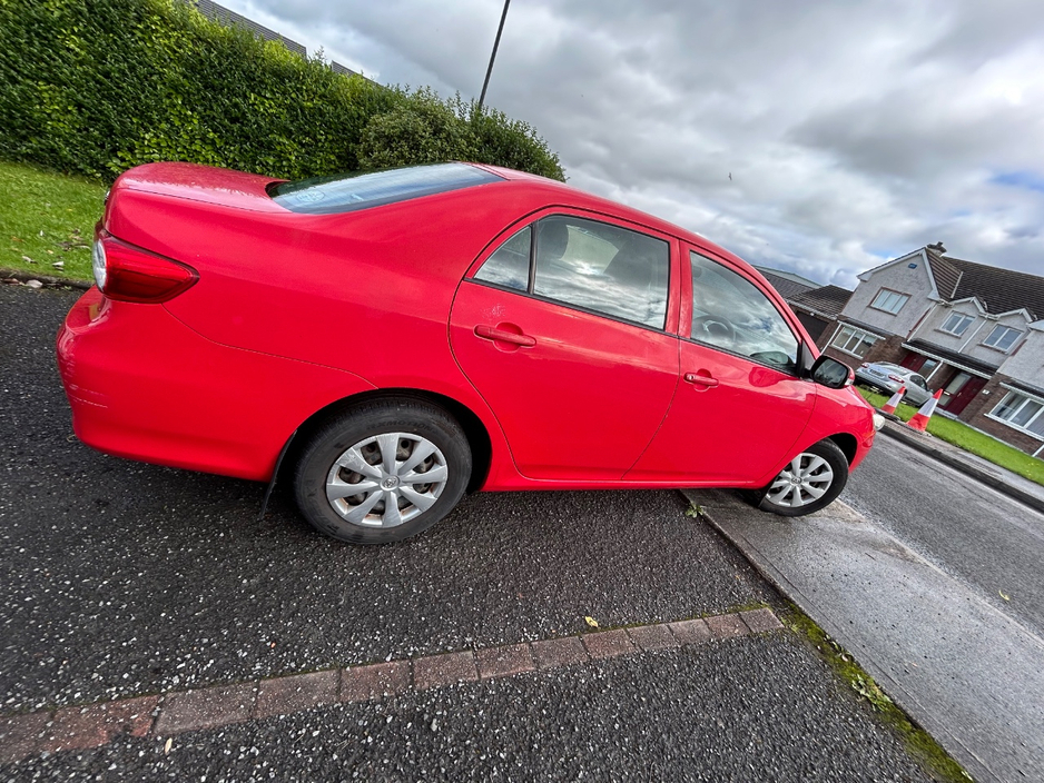 Toyota Corolla 1.33 TERRA MC 4DR — thumbnail 3