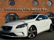 Volvo V40 2.0 D2 R-DESIGN 5DR *HIGH SPEC*