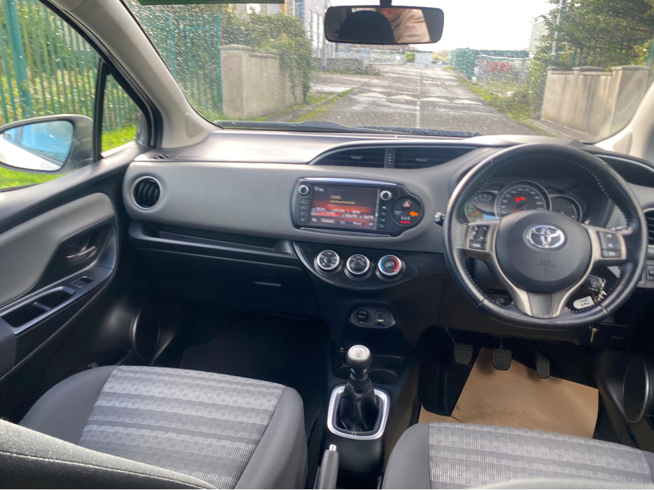 2017 Toyota Yaris 1L Petrol For Sale Images