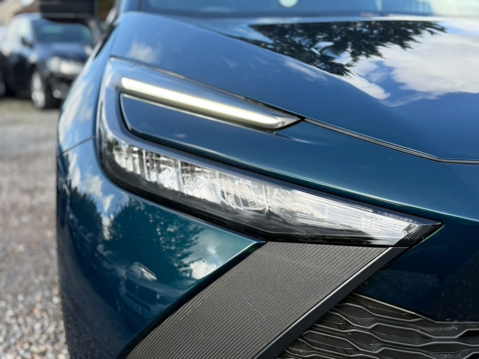 2024 Toyota C-HR 2L Petrol Plug-in Hybrid For Sale Images