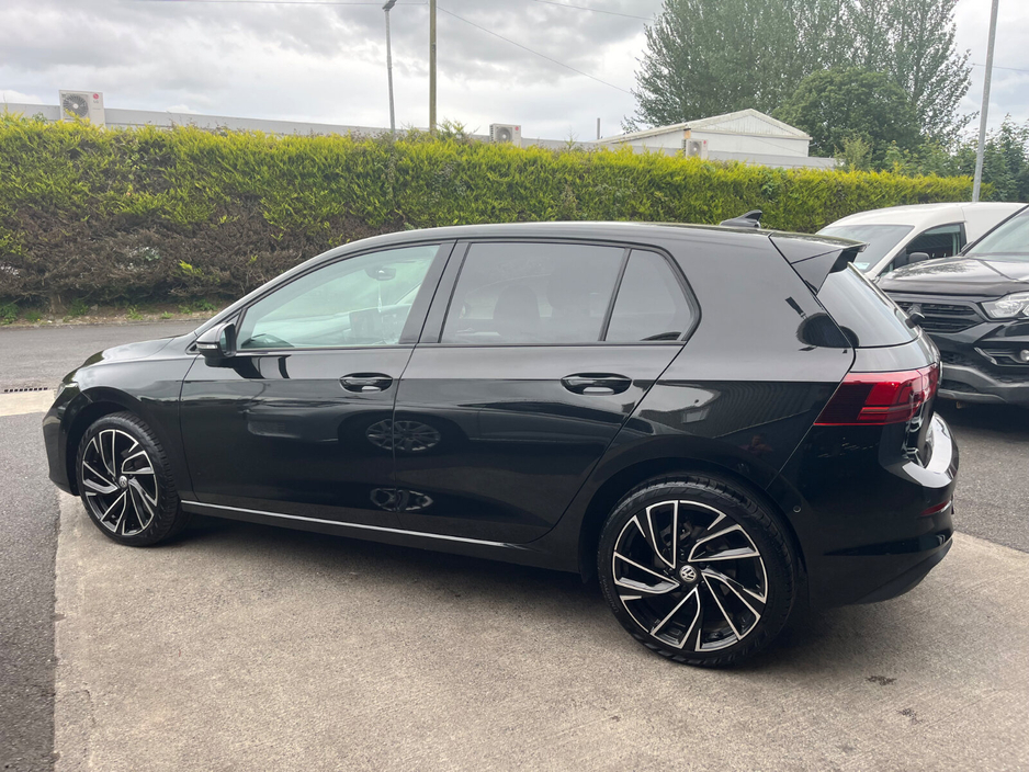 2025 Volkswagen Golf 1.5L Petrol For Sale Images