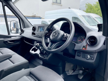 2022 Mercedes-Benz Sprinter 2L Diesel For Sale Images
