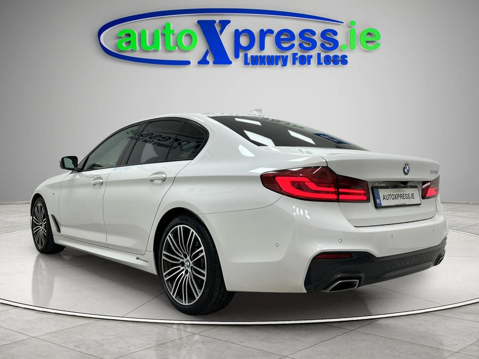 BMW 5 Series M-SPORT 523d , Panoramic sunroof, Automatic — thumbnail 9