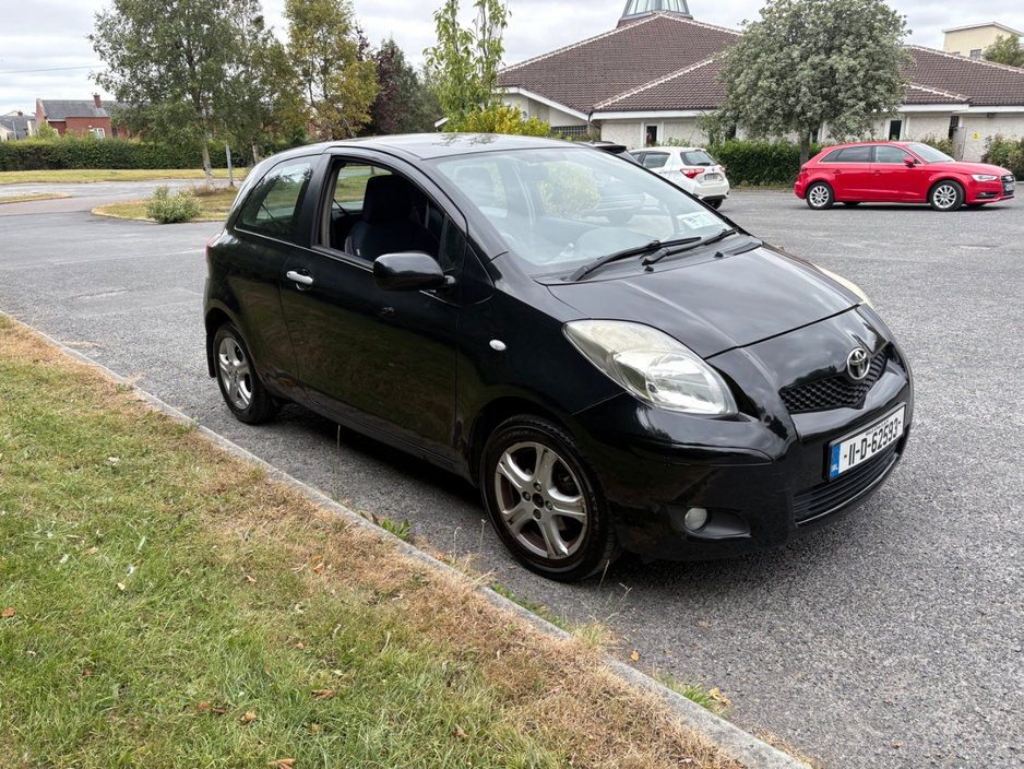 2011 Toyota Yaris 1L Petrol For Sale Images