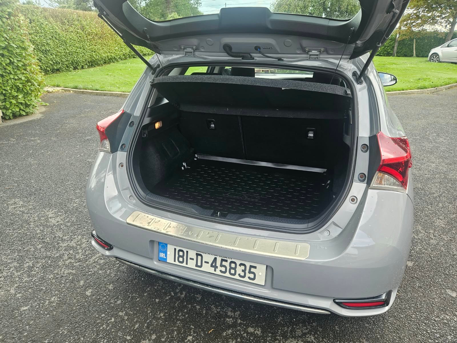 2018 Toyota Auris 1.8L Petrol Hybrid For Sale Images